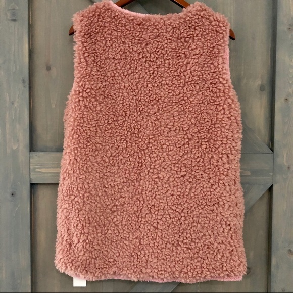 LOF Faux Fur Blush Pink Sherpa Style Vest One Size - Picture 6 of 7
